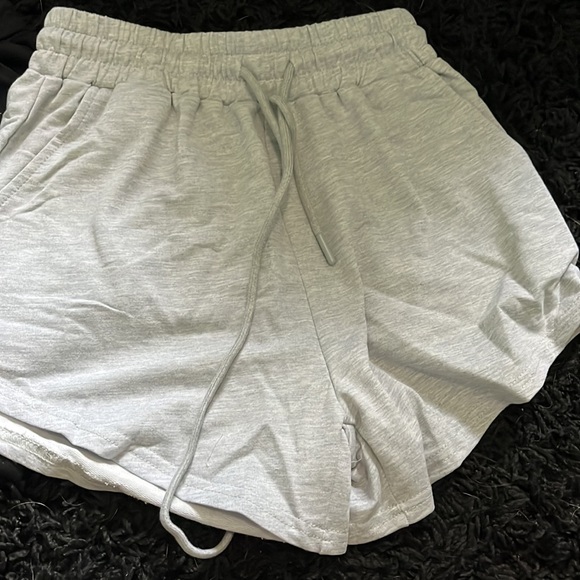 black and grey sweat shorts - Picture 2 of 4